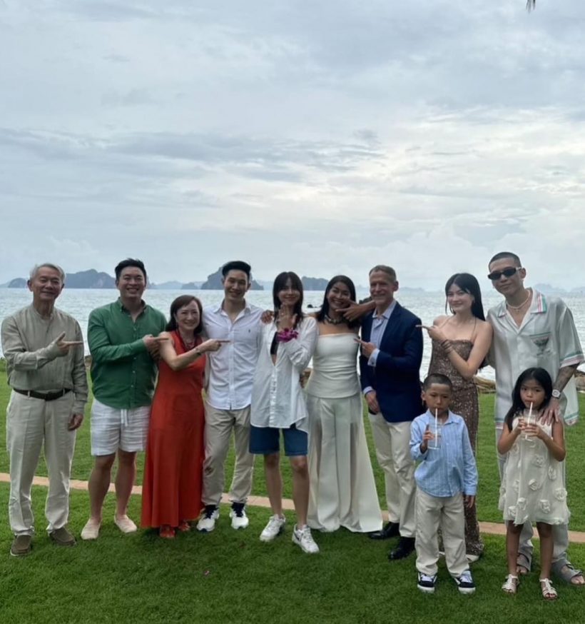 ยินดีด้วยรัวๆ! ดาราสาวถูกคุกเข่าขอแต่งหวานชื่น!!