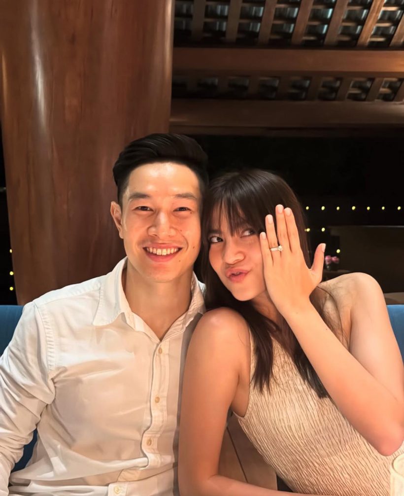 ยินดีด้วยรัวๆ! ดาราสาวถูกคุกเข่าขอแต่งหวานชื่น!!