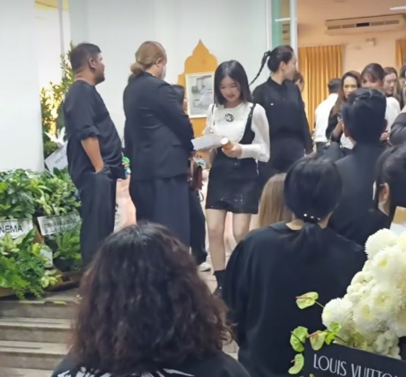 ชาวเน็ตถกกันเดือด เรื่องชุดน้องอินเตอร์ ใส่ไปร่วมงานแม่งามทิพย์