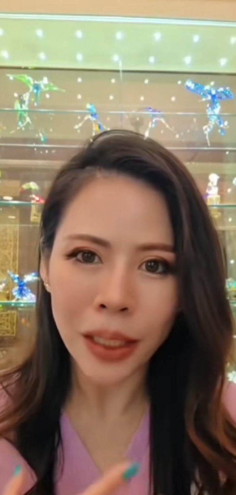 หมอของขวัญ ฟาดเดือด ดิว อริสรา หลังขอถือสินค้า แทนไลฟ์ขาย