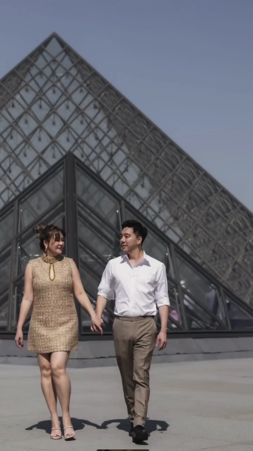 มีข่าวดี? โอ๋ ภัคจีรา-แฟนหนุ่ม กับช็อตหโรแมนติกกลางปารีส?