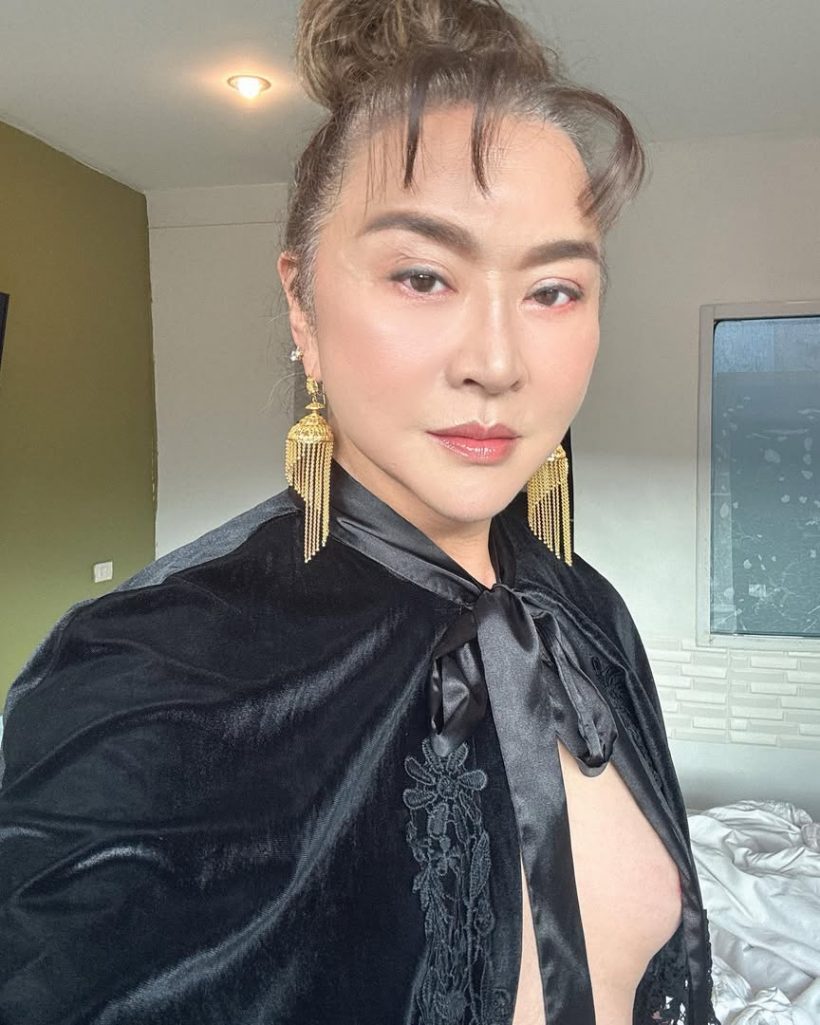 ดารารุ่นใหญ่ ย้ำชัดไม่เคยทำผิดศีล...โพสต์ภาพสมัยบวชพระ