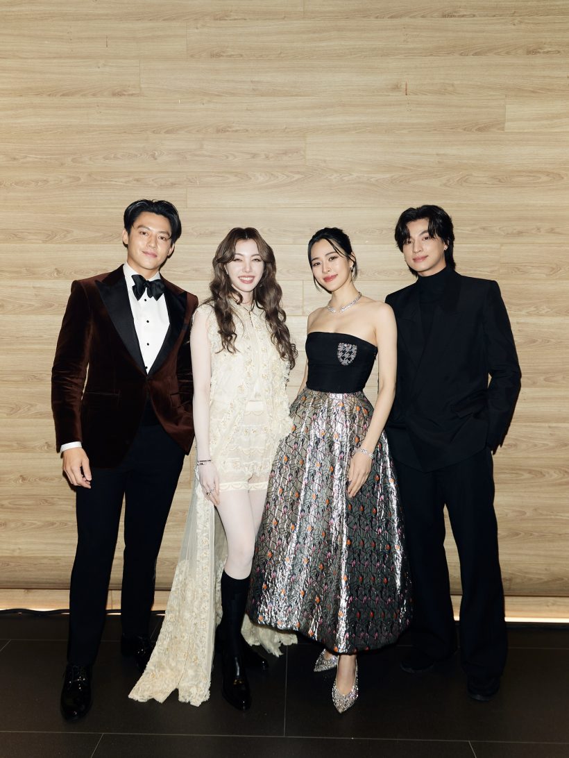 เคมีดีต่อใจ! 'หลิงหลิง-ออม' สวยปังคว้ารางวัลคู่จากงาน Weibo Gala 2025
