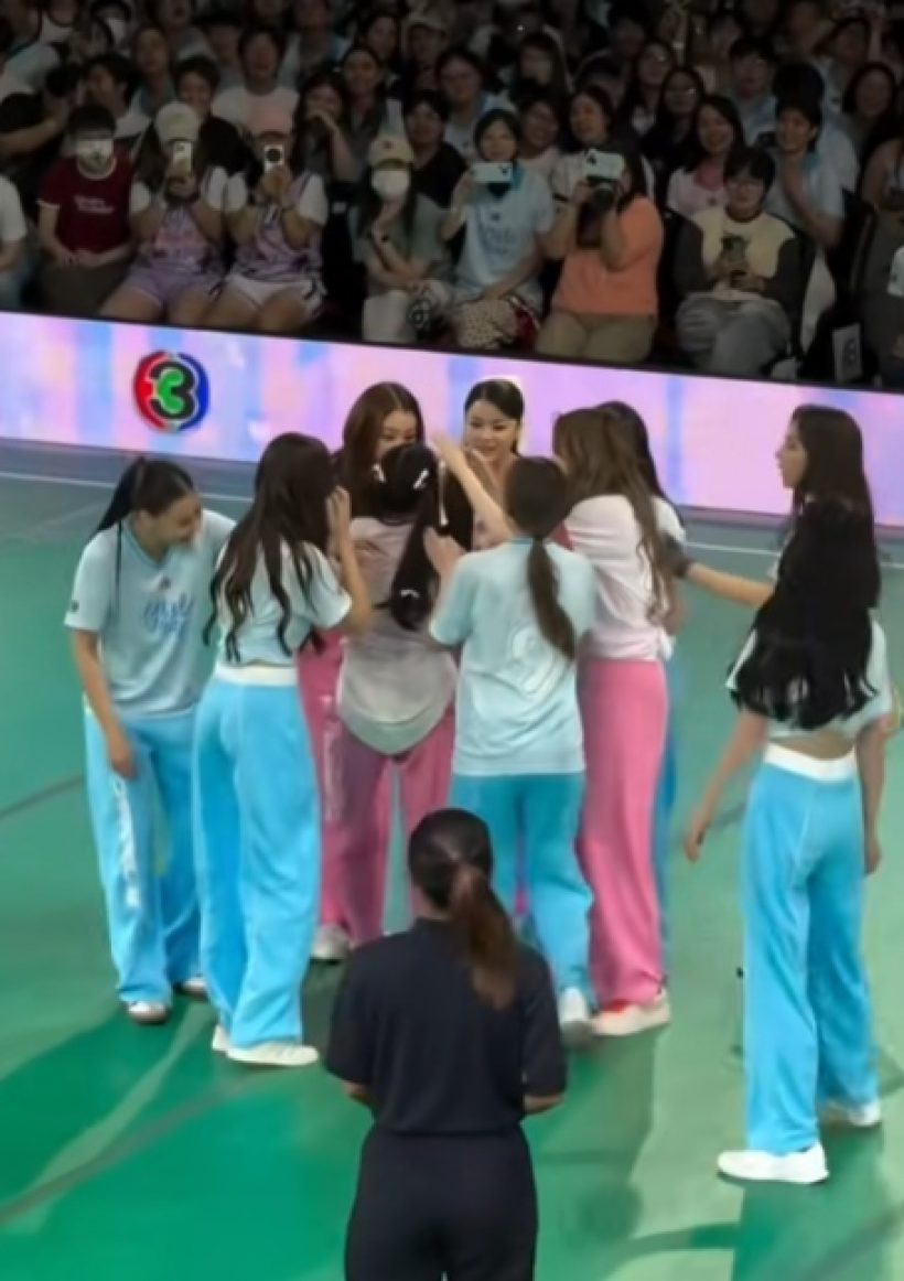 เก๋ไก๋ ณัฐธิชา ล้มหน้าคว่ำกลางกีฬาสี แฟนคลับติง เธอคนนี้เล่นแรง!?