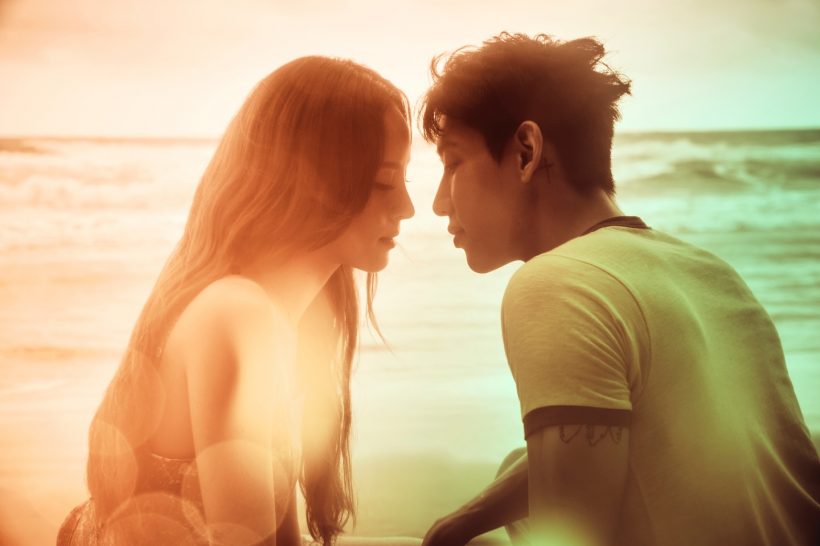 ว้าย! แบมแบม-ณิชา กับซีนจูบ? เห็นแล้วแทบหยุดหายใจ!