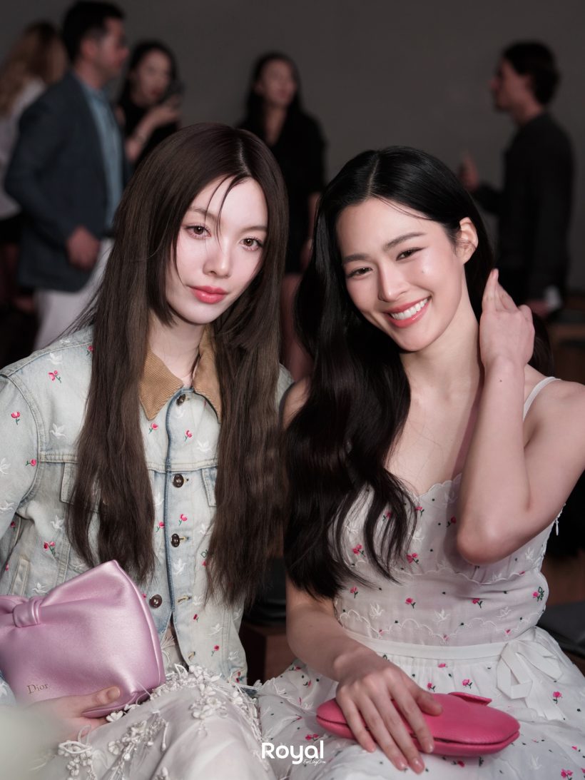 สั่นสะเทือนปารีส!สองสาวคู่จิ้นไทย ฟาดอันดับ1 ปาดหน้าลิซ่า