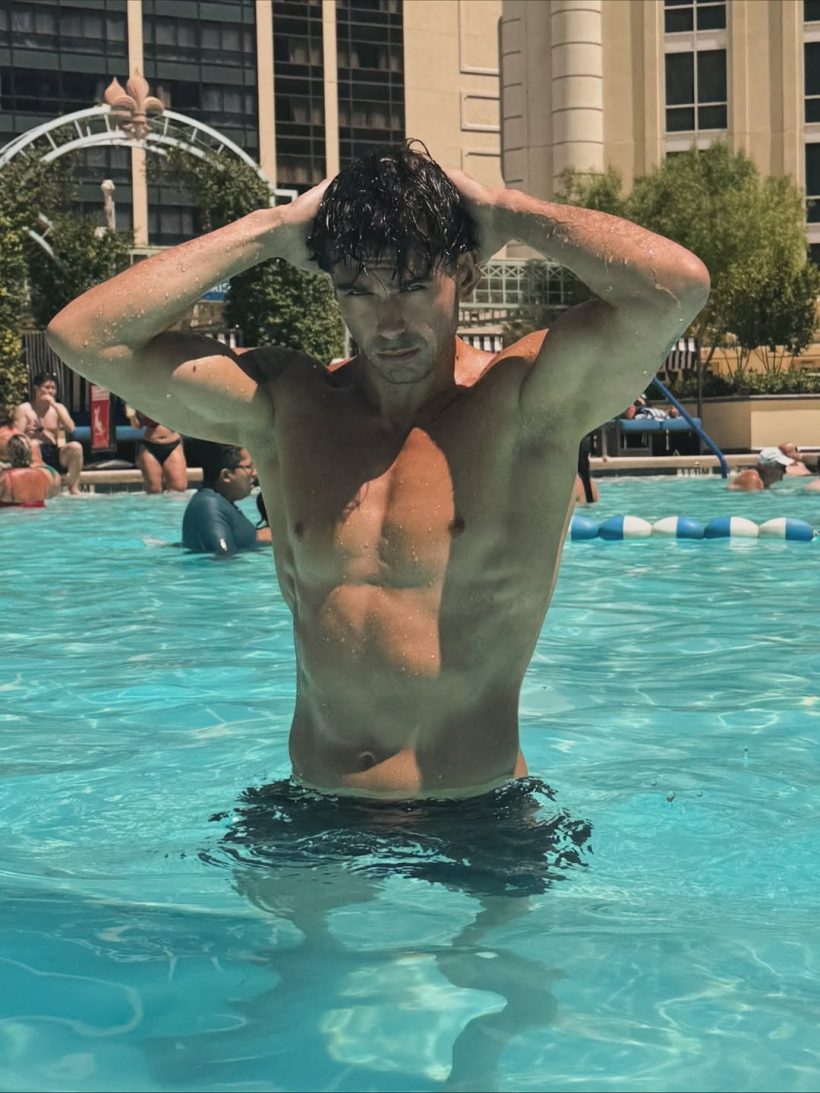 ให้ทายหนุ่มคนนี้เเฟนใคร เปิดตัวปุ๊บคอมเมนต์สนั่นโซเชียล