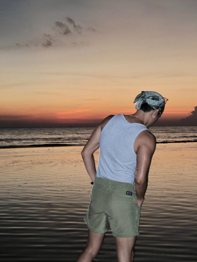 ดาราหนุ่มเซอร์ ขวัญใจสาวๆ รีวิวชีวิตโสดคนเดียวในแก๊ง