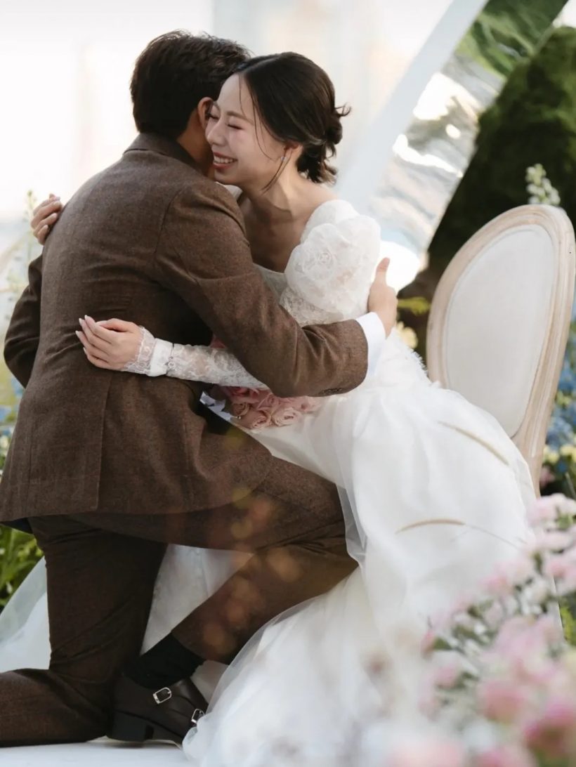 ข่าวดี! ลูกน้ำ เพ็ญพิชชา วิวาห์เเล้ว คู่เเอฟ-นนกุล หวานไม่เเพ้บ่าวสาว