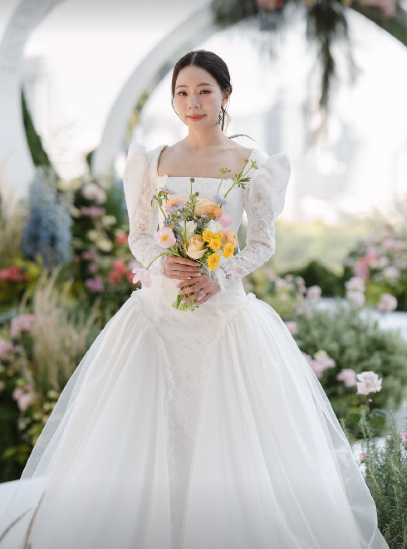 ข่าวดี! ลูกน้ำ เพ็ญพิชชา วิวาห์เเล้ว คู่เเอฟ-นนกุล หวานไม่เเพ้บ่าวสาว