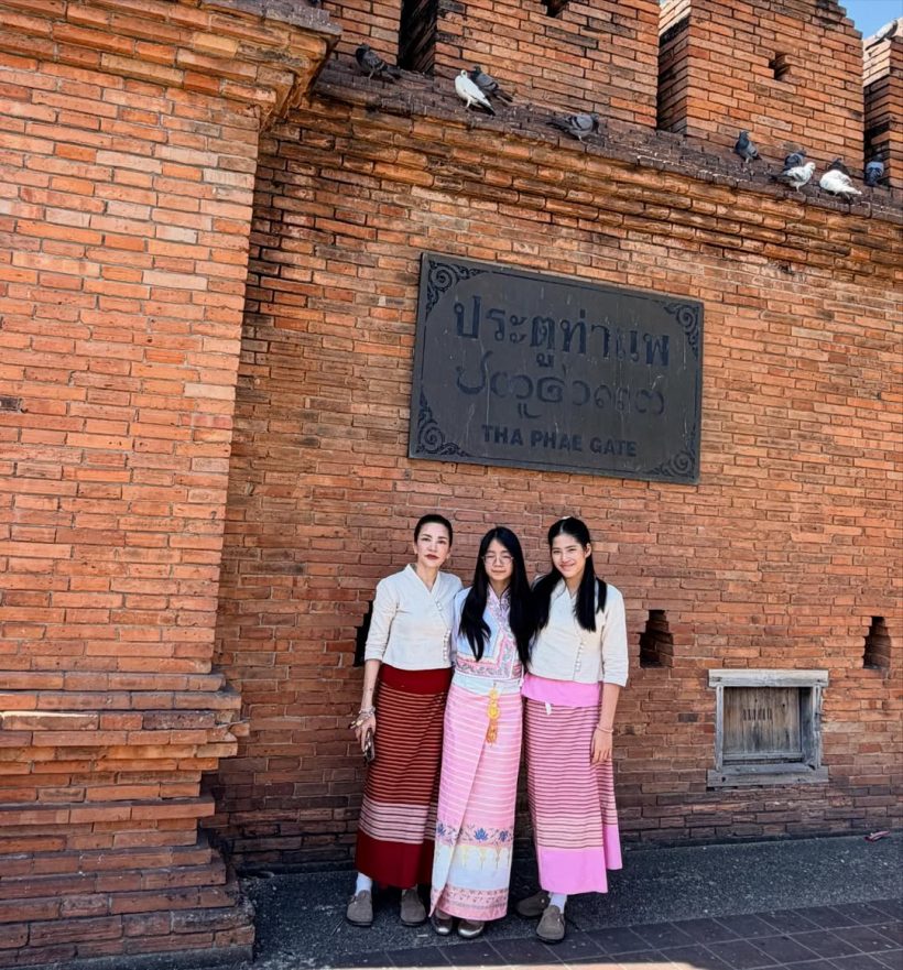 ส่องลุค น้องนาวากั้นประตูเงินประตูทอง สวยสง่าเกินวัย14