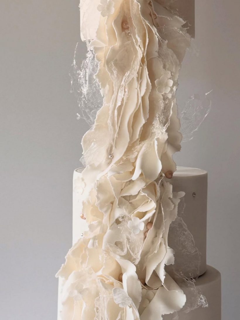 ส่องฝีมือ กระติ๊บ ชวัลกร ทำเค้กงานแต่ง บอกเลยไม่ธรรมดา!!