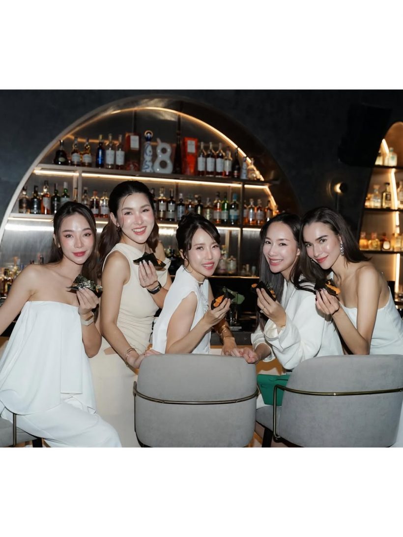 ส่องปาร์ตี้วันเกิด พลอย อัยดา มีดาราดังคนนี้ เคียงข้างตลอด