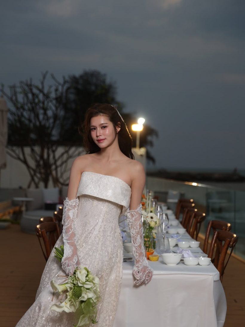 นางเอกดังปล่อยโฮ แก๊งเพื่อนเซอร์ไพรส์จัดปาร์ตี้สละโสด