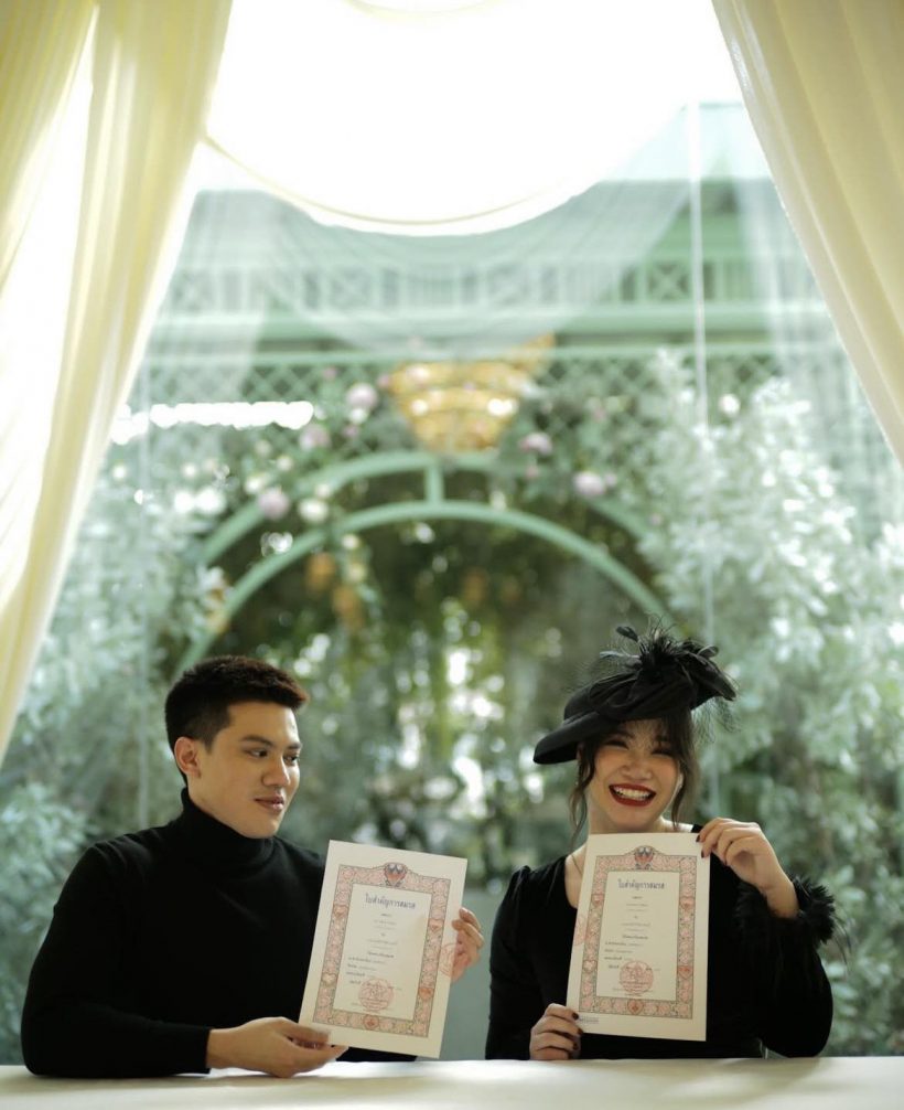 เกิดอะไรขึ้น นนนี่ นนลนีย์ โพสต์เศร้า! รูปสามีหายเกลี้ยง