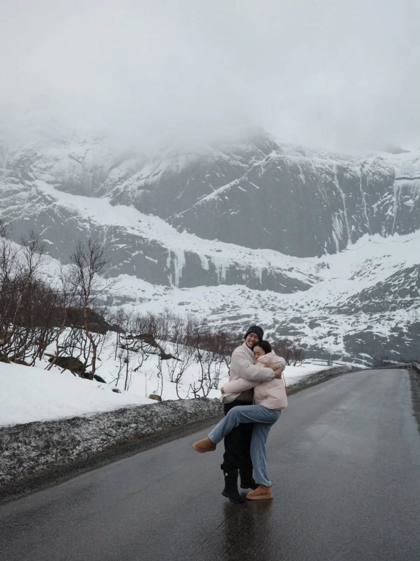 ชาวเน็ตเชียร์หนักมาก ลุ้นคู่นี้ผีผลักจริง ถึงขั้นแต่งงาน