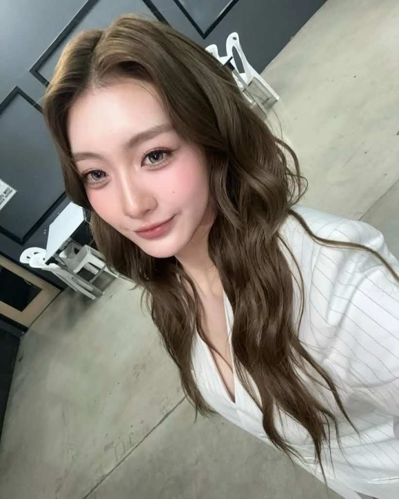 มดดำโป๊ะ!แฉนางเอกคนนี้สวยจนหนุ่มๆเคลิ้มทั้งตึก!