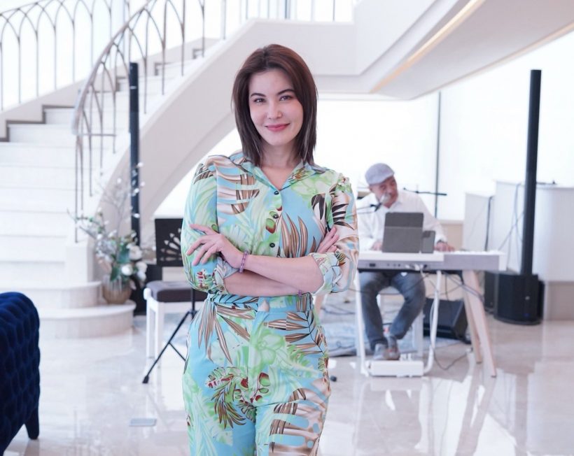 ฮือฮา! ธัญญ่า ประกาศขายบ้านหรูริมทะเลสาบ ราคาอึ้ง!