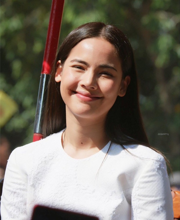 อึ้งทั้งงาน โจรใจบาป บุกงานกฐิน ‘ณเดชน์-ญาญ่า’ ล้วงกระเป๋าเงินทำบุญไปหลายหมื่น(คลิป)