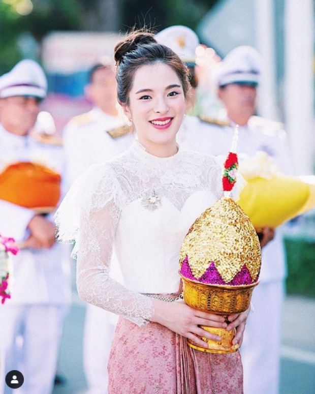  คุณย่าเซอร์ไพรส์!  ให้อั่งเปาปันปัน ด้วยเครื่องเพชรชุดใหญ่