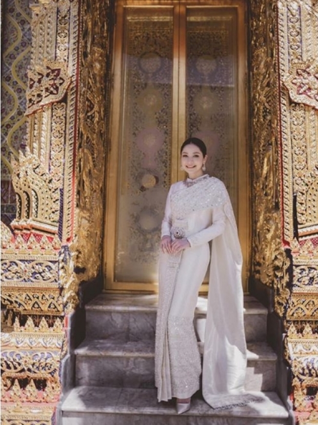 ชมภาพสุดเลอค่า “นาตาลี” ใส่ชุดไทยโบราณชั้นครูแห่งแรก เข้าเฝ้าสมเด็จพระสังฆราช