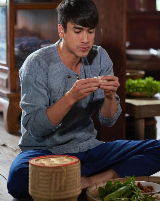 ฮือฮา! ภาพเด็ด  ณเดชน์ จากแม่แก้ว นี่แหละลูกอีสานของแท้