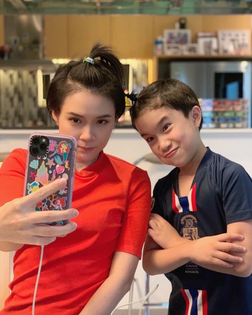 ว้าว! น้องแพททริก ลูกชายนิหน่า-แบงค์ หล่อเหลาเติบโตอย่างมีคุณภาพ