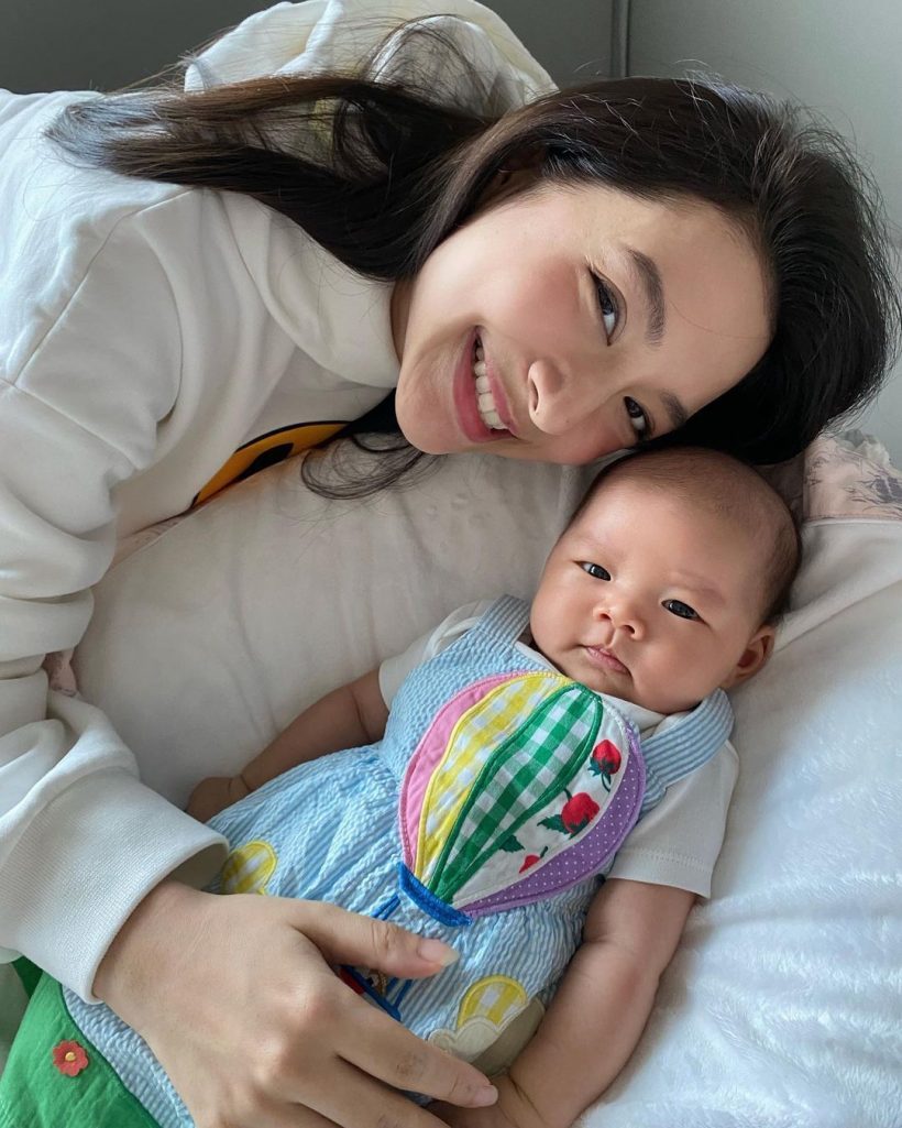 มิว นิษฐา เผยโมเนต์อยู่บ้านเลี้ยงลูก บอกบางทีรู้สึกเหมือนสามีมอง