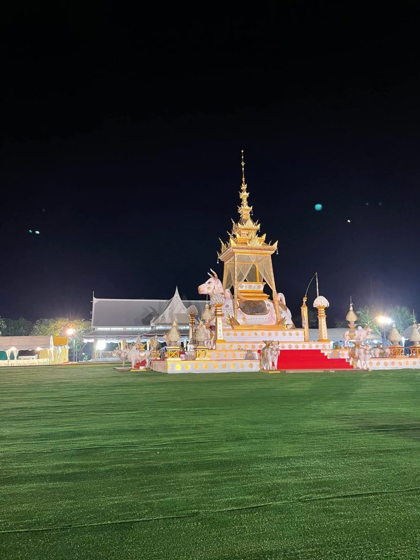 เปิดภาพเมรุ สรพงศ์ ชาตรี ก่อนพระราชทานเพลิงศพวันนี้