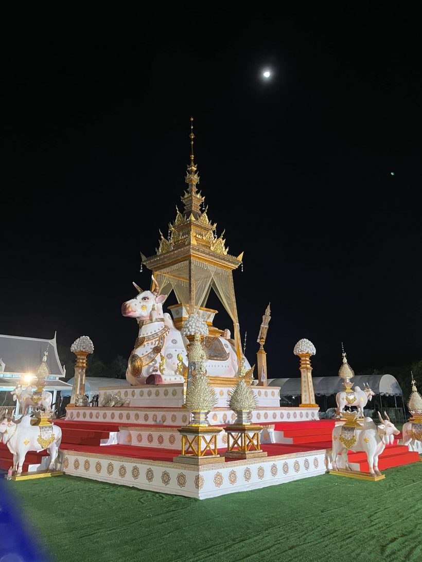 เปิดภาพเมรุ สรพงศ์ ชาตรี ก่อนพระราชทานเพลิงศพวันนี้