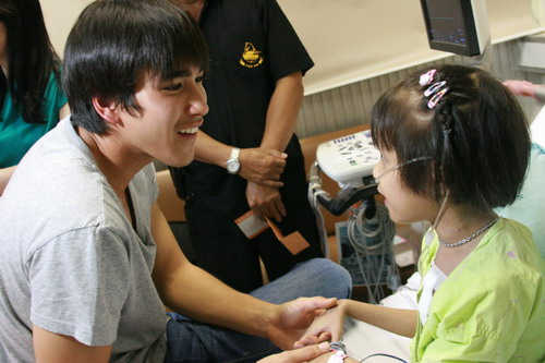 ณเดชน์ - น้องมอมแมม