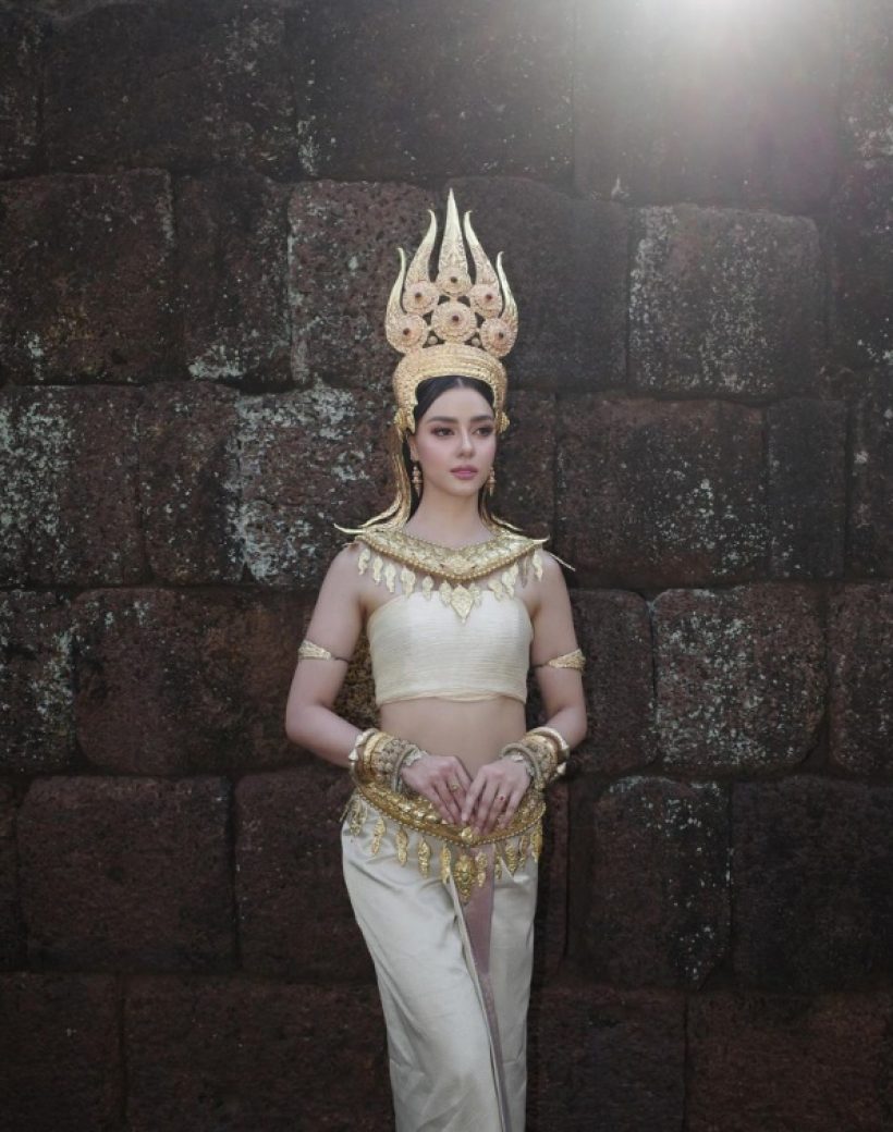 อแมนดาสวยตะลึงลุคพระนางภูปตินทรลักษมีเทวี ไม่วายเพื่อนบ้านเครมอีก