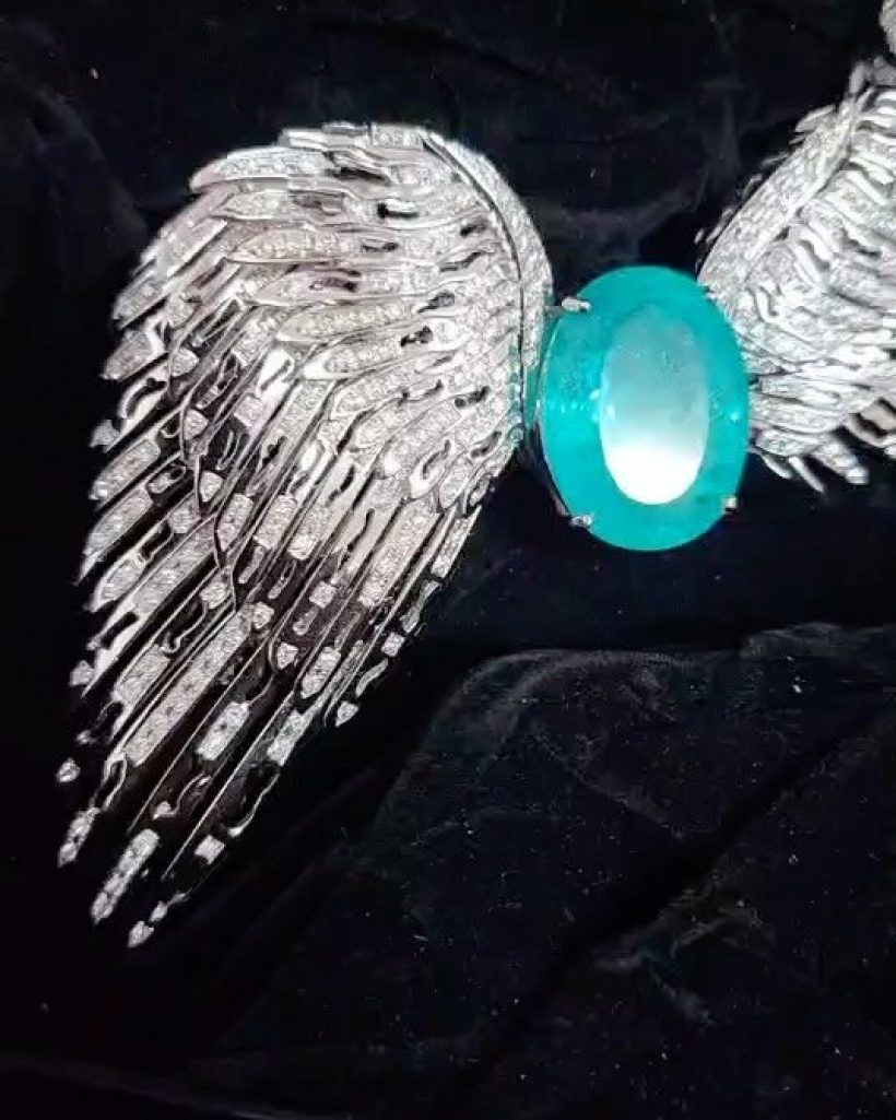 รู้จัก Paraiba Tourmaline สมบัติของ ลิลลี่ เหงียน ที่จำใจต้องขาย