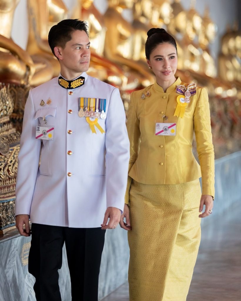 ภาพแห่งความปลื้มปิติ สามีนางเอกดังร่วมพระราชพิธีพระกฐินหลวง