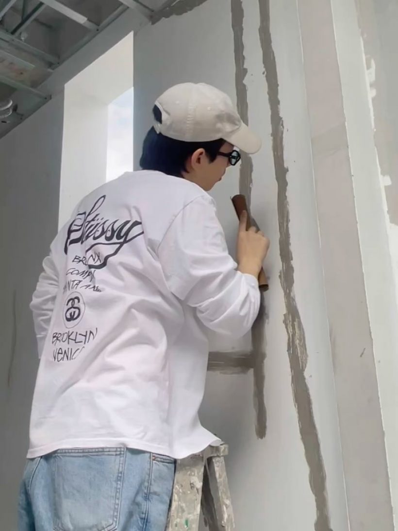 ออฟ จุมพล ทุ่มน้ำพักน้ำแรง! สร้างบ้านหลังแรกสุดอลังการ