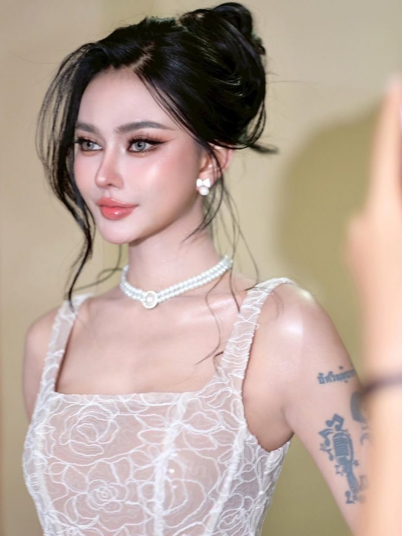ขยี้ตารัวๆ นักร้องสาวดัง สวยขึ้นมาก เหมือนหลุดมาจากนิยาย