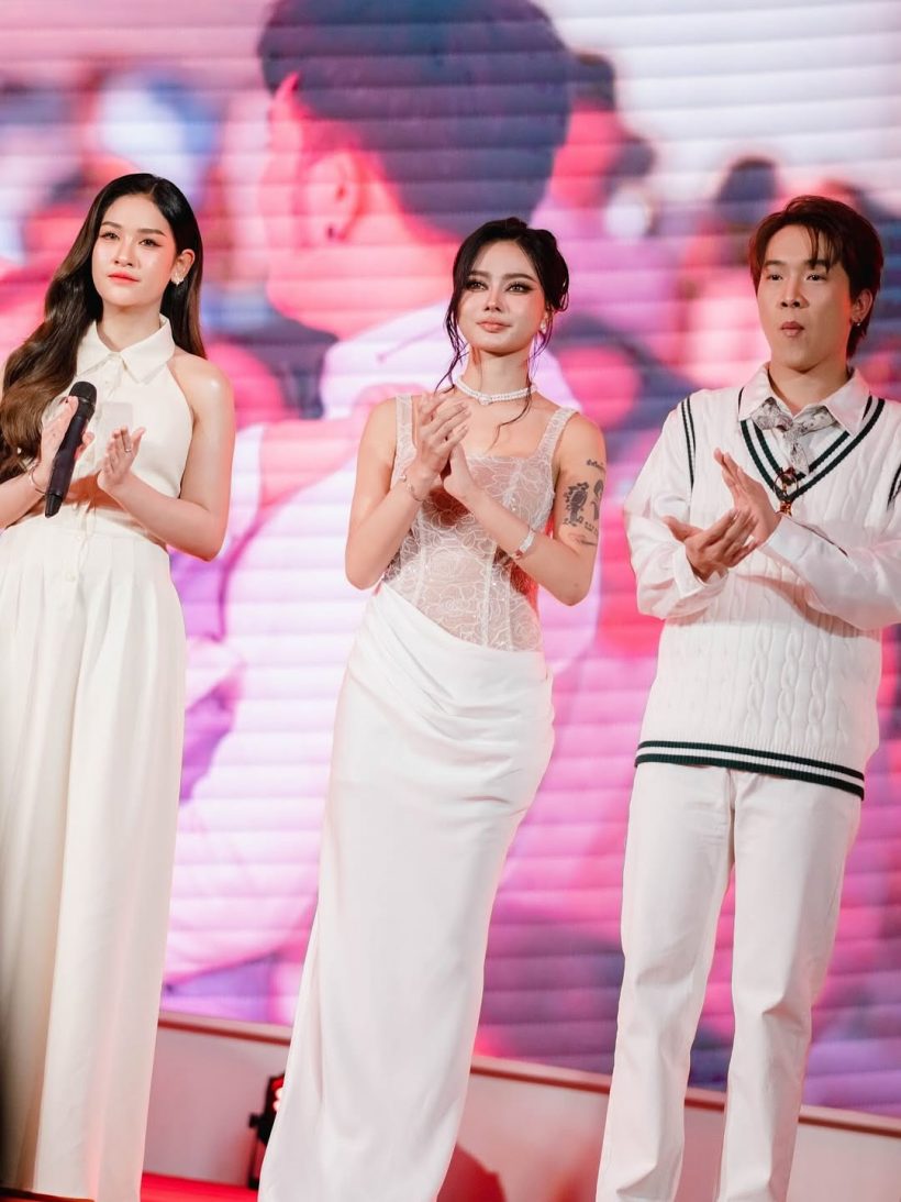 ขยี้ตารัวๆ นักร้องสาวดัง สวยขึ้นมาก เหมือนหลุดมาจากนิยาย
