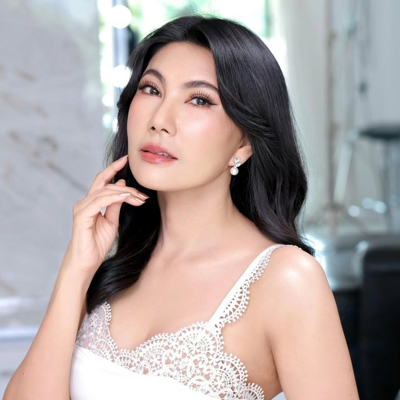 แทบไม่เชื่อสายตา แก้ว อภิรดี หน้าเด็กมาก อายุเป็นเพียงตัวเลขจริงๆ