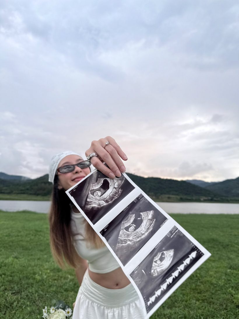 เเฟนคลับเเห่ยินดี คู่รักอินฟลูดัง ประกาศมีเบบี๋คนแรก