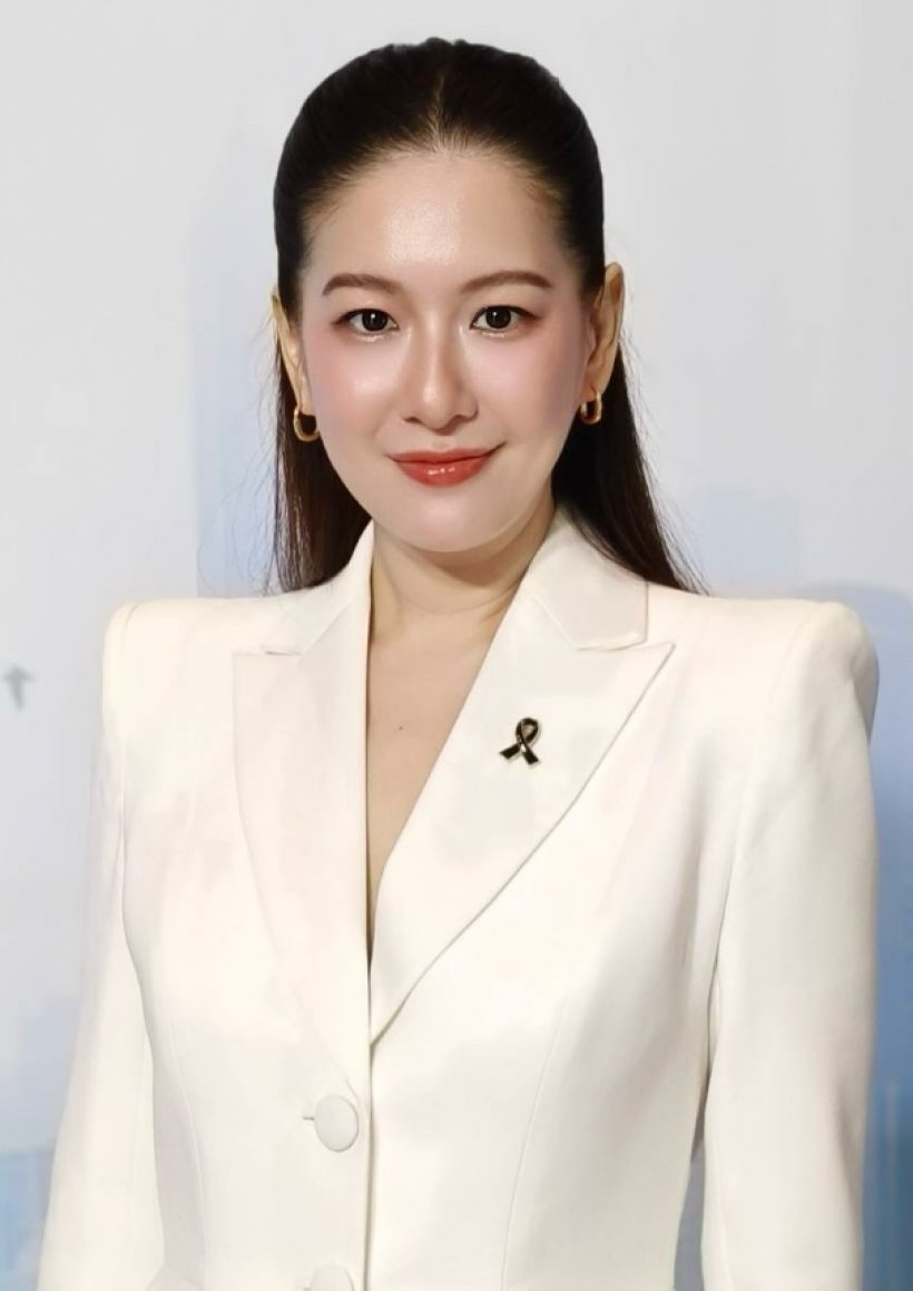 เซอร์ไพรส์! เธอคนนี้ คบแฟน15ปีแล้ว รอเปิดตัวพร้อมมีลูก