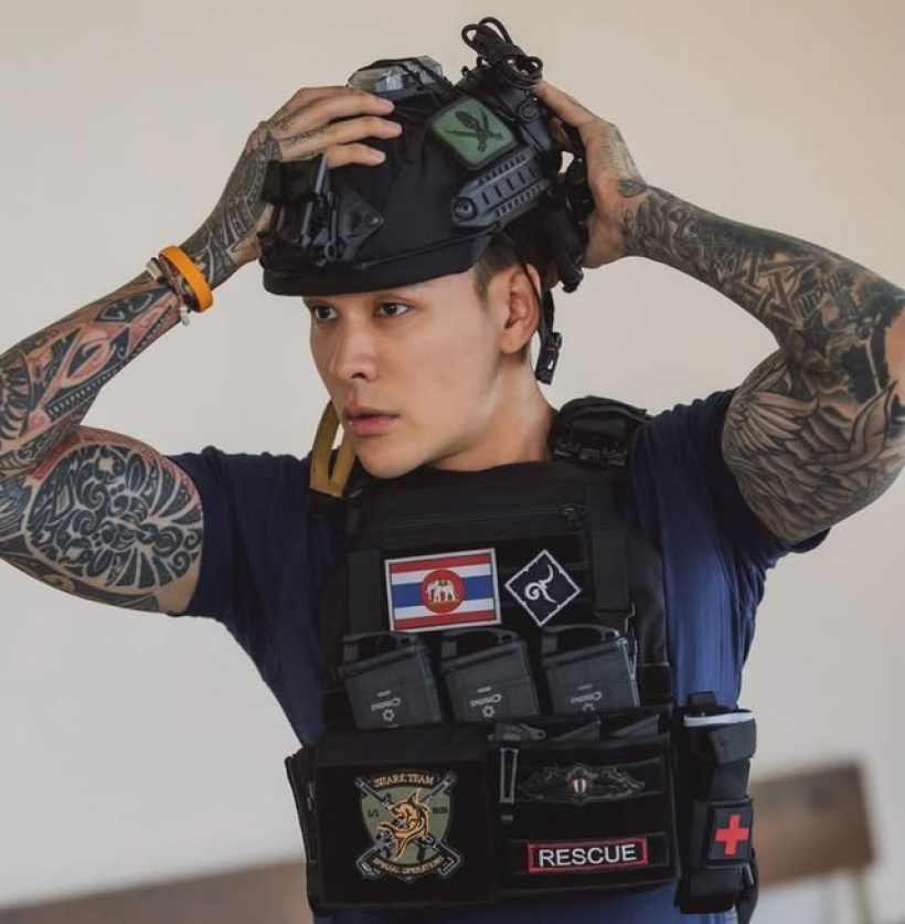 แทค ภรัณยู ของขึ้น! ไล่กลุ่มชูป้าย ไปส่งข้าวแนวหน้า