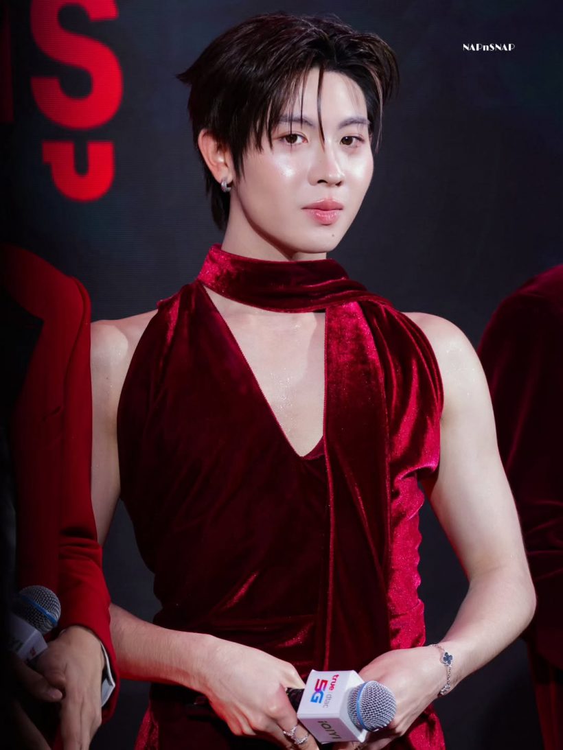 ชุดที่สไตล์ลิสต์เลือกให้ หนุ่มฮอตคนนี้ ส่อดราม่าแล้ว!!