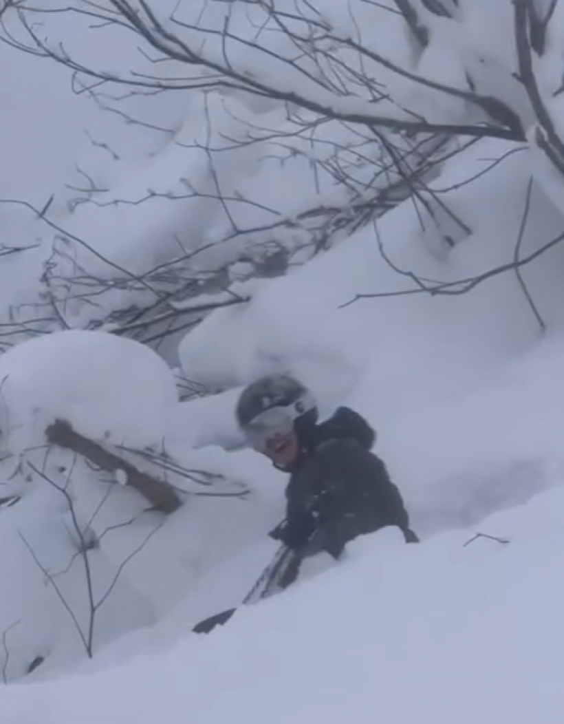 เกือบไม่รอด! อั๋น ภูวนาถ เล่านาทีชีวิต พลัดตกเขาที่นิเซโกะ