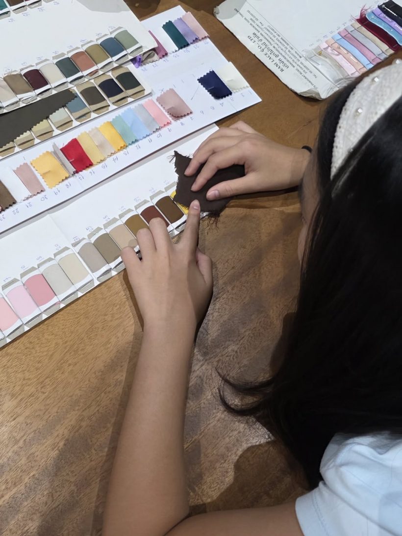 ดูชัดๆ ชุดน้องปีใหม่ร่วมงานแต่ง แววอนาคตไกล!!