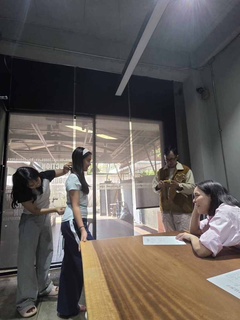 ดูชัดๆ ชุดน้องปีใหม่ร่วมงานแต่ง แววอนาคตไกล!!