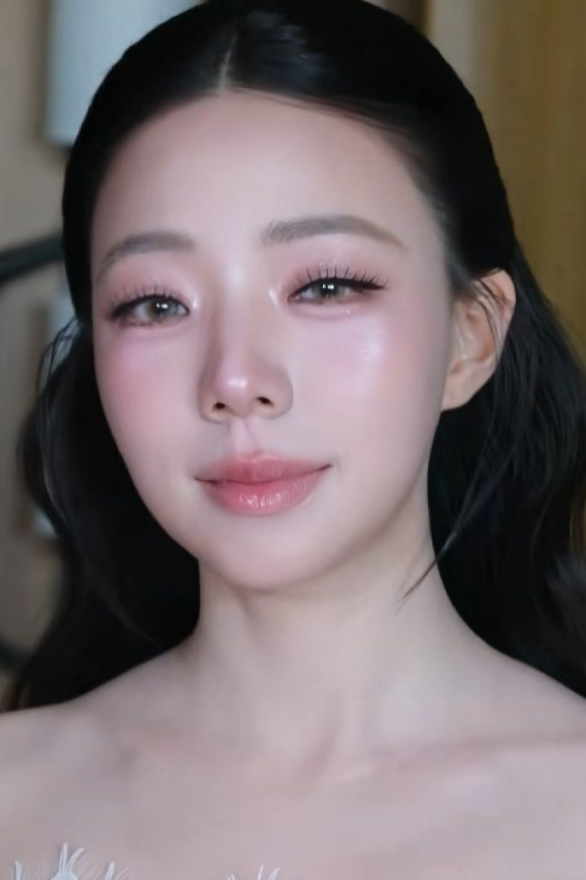 ก็ว่าคุ้นๆ!! พี่สาวนนกุล แว็บแรกนึกว่า ดาราสาวดังคนนี้