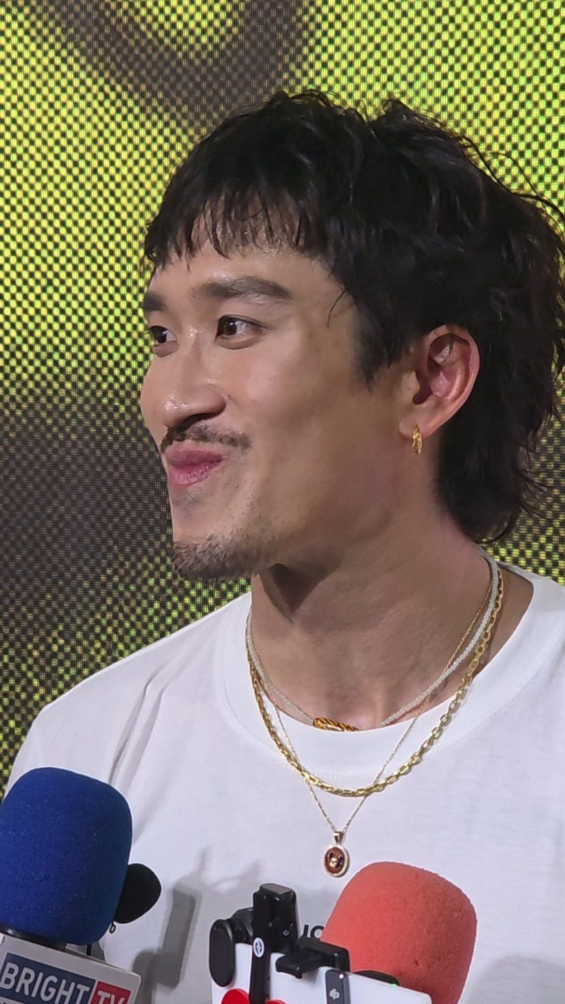 อกหักเลย! หนุ่มฮ็อตเปิดตัวแฟน สารภาพไปมูจนได้เธอมา