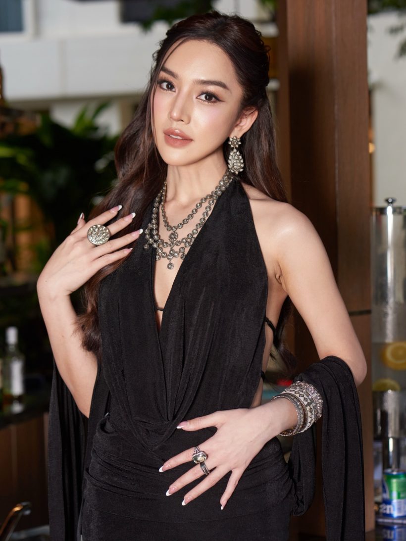 วาร์ปเต็มๆ สอดอStyle เธอคือใคร สาวฮ็อตนาทีนี้!