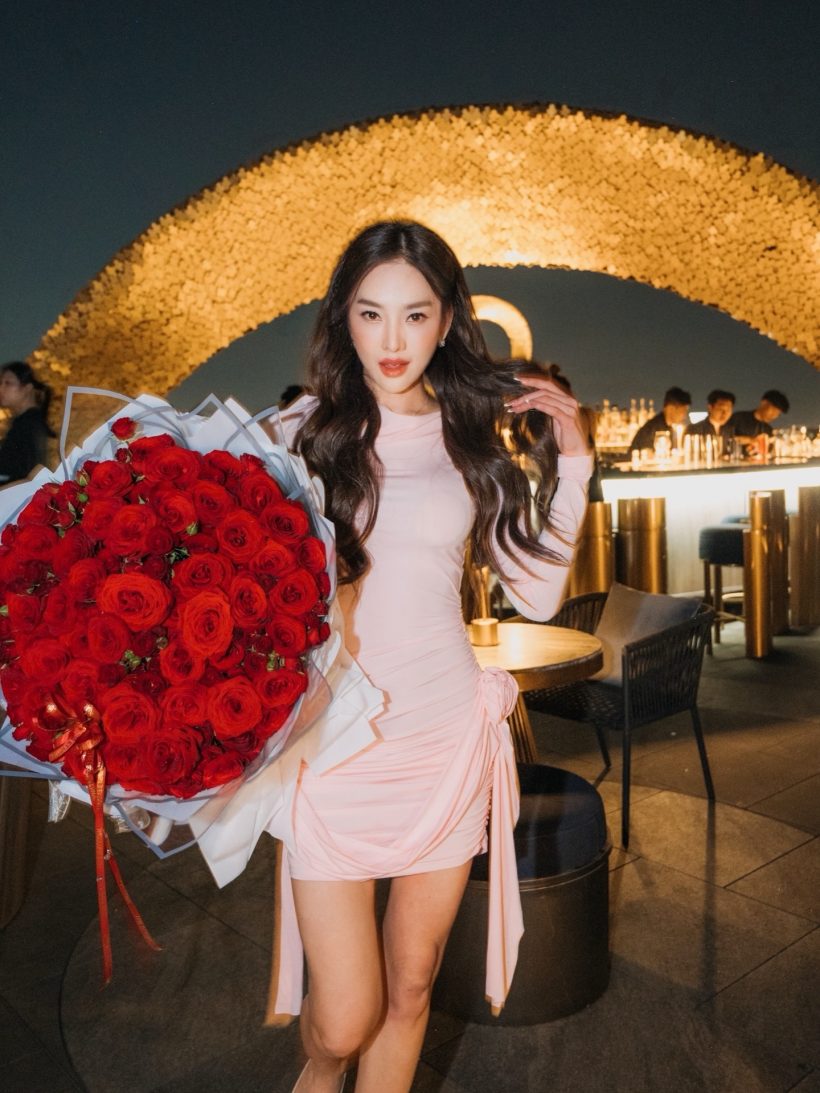 วาร์ปเต็มๆ สอดอStyle เธอคือใคร สาวฮ็อตนาทีนี้!