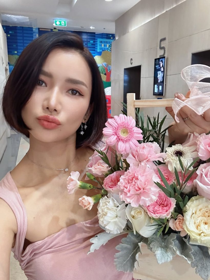 ชีวิตต้องสู้! ดาราสาวเครียดงานหด ล่าสุดผันเป็นเเม่ค้าเต็มตัว